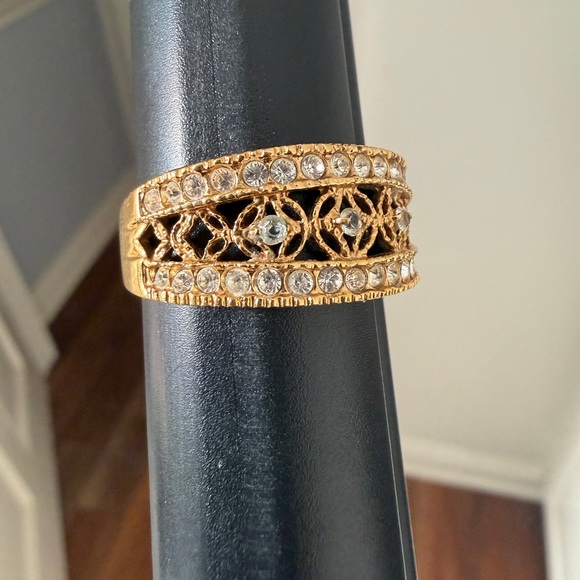 Vintage Jewelry - Elegant Vintage 14k Gold Electroplated Women's Ring